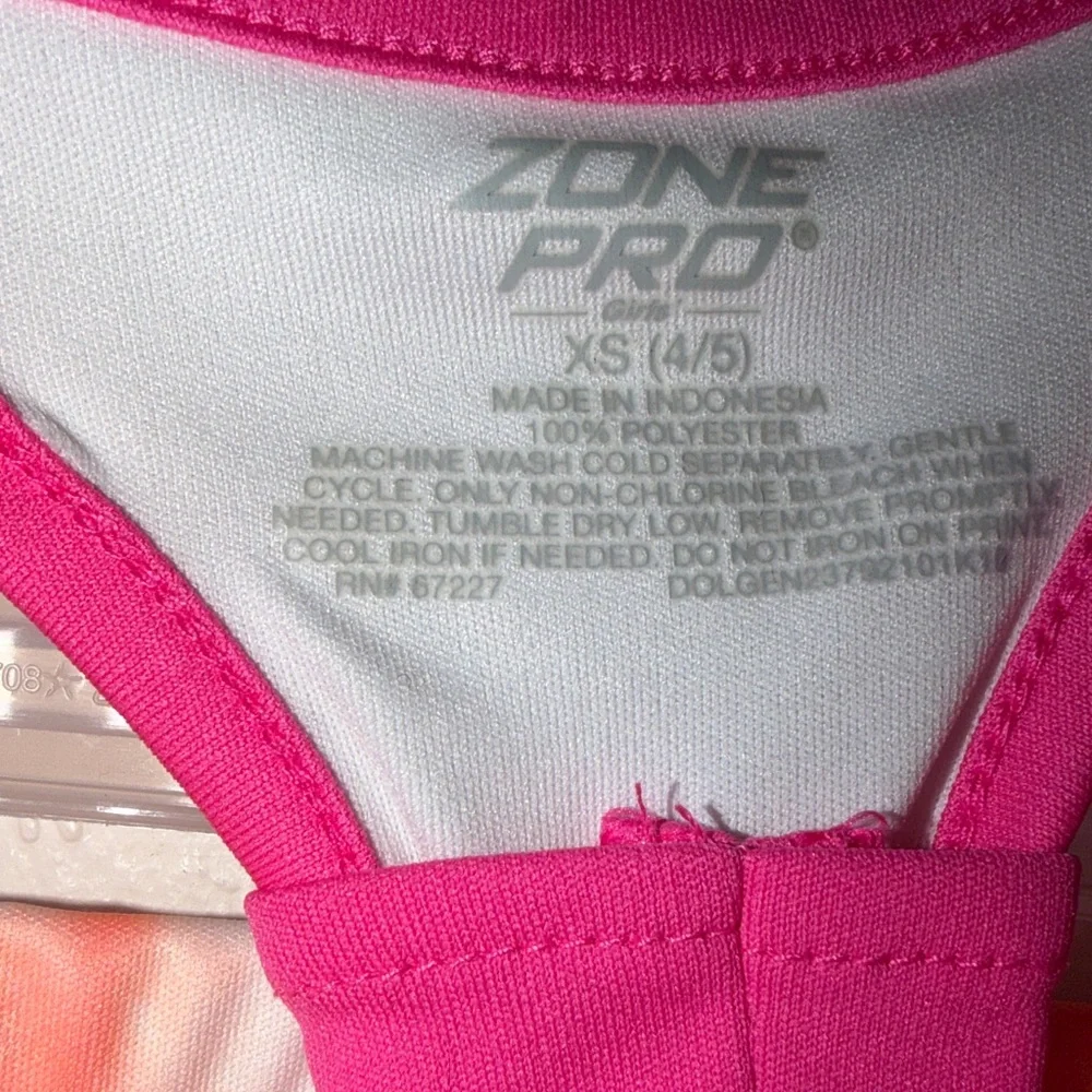 Zone Pro Pink and White‎ Heart Tank Top & Shorts LOVE XS 4/5